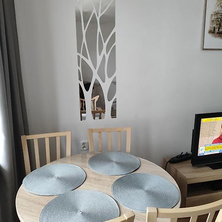 ורשה Apartament Praski 5 Minut Od Metra I Starego Miasta Spacerem Do Zoo I Konesera מראה חיצוני תמונה